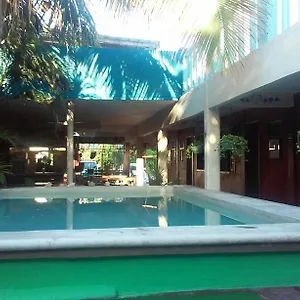 https://hostal-chalupa.allrivieramayahotels.com